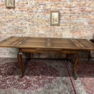 Mesa de comedor en roble de Eslavonia doble tire muy poco vista