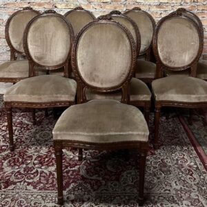 Juego de 8 sillas francés medallón color madera firmes