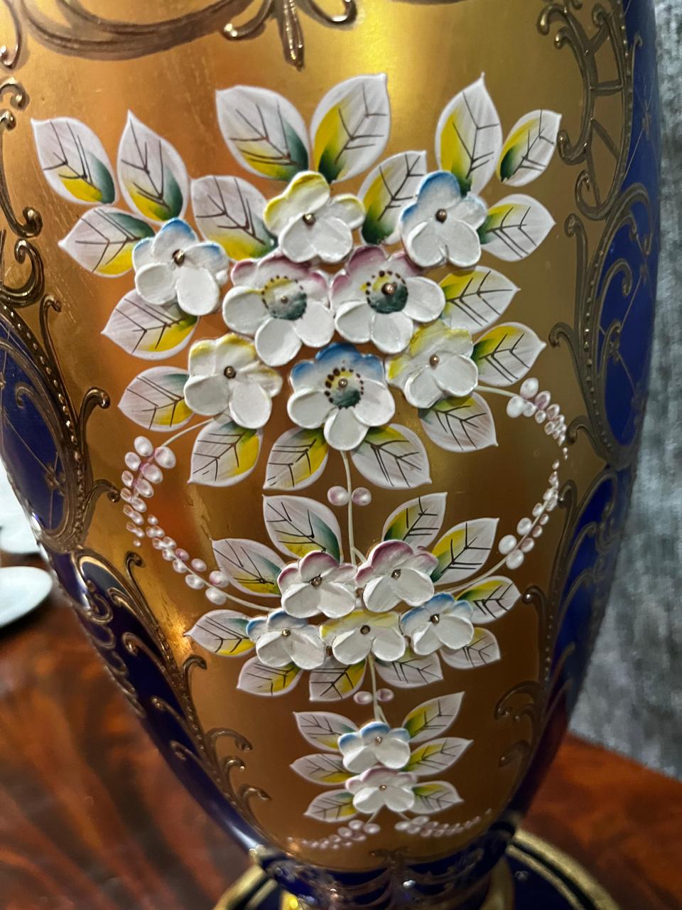 Florero veneciano sellado made in Italy con detalles en relieve en oro - Imagen 4