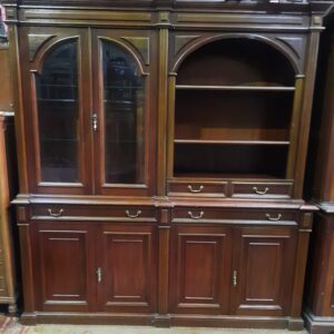 Cristalero inglés de 6 puertas de muy buena calidad y medidas