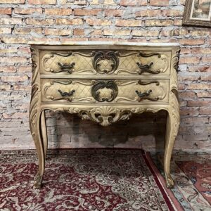 Cómoda estilo francés Luis xv colonial con mármol con su patina original