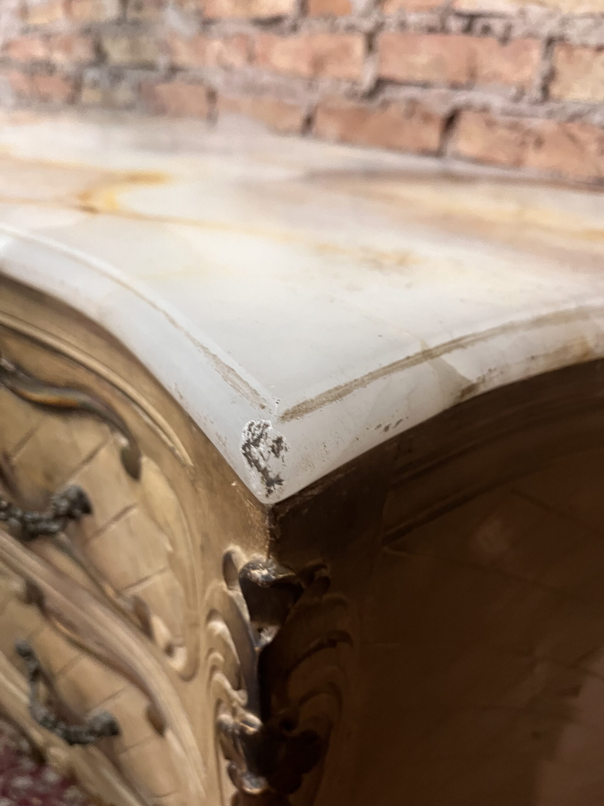 Cómoda estilo francés Luis xv colonial con mármol con su patina original - Imagen 3