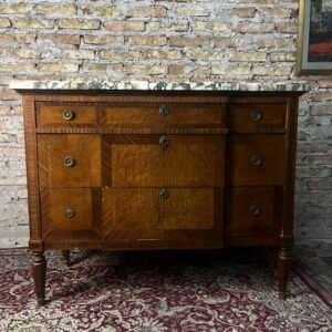 cómoda antigua estilo imperio con mármol de pulgada y media con detalles en bronce