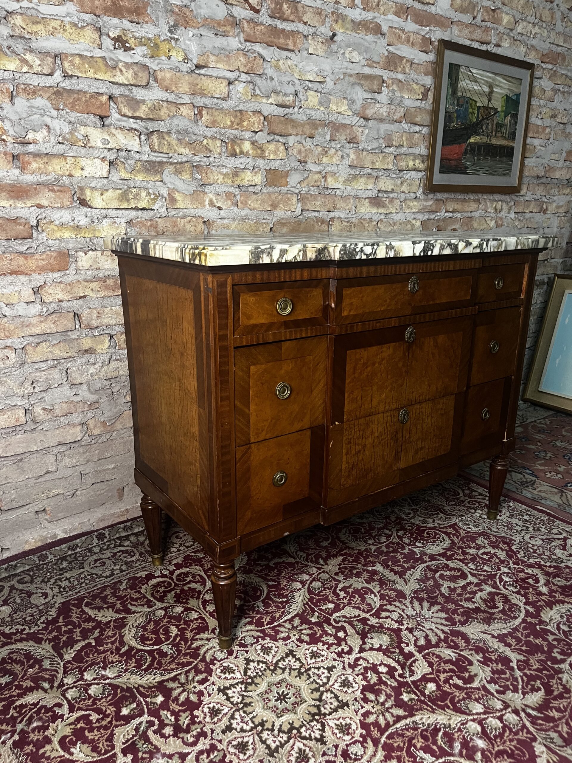 cómoda antigua estilo imperio con mármol de pulgada y media con detalles en bronce - Imagen 2