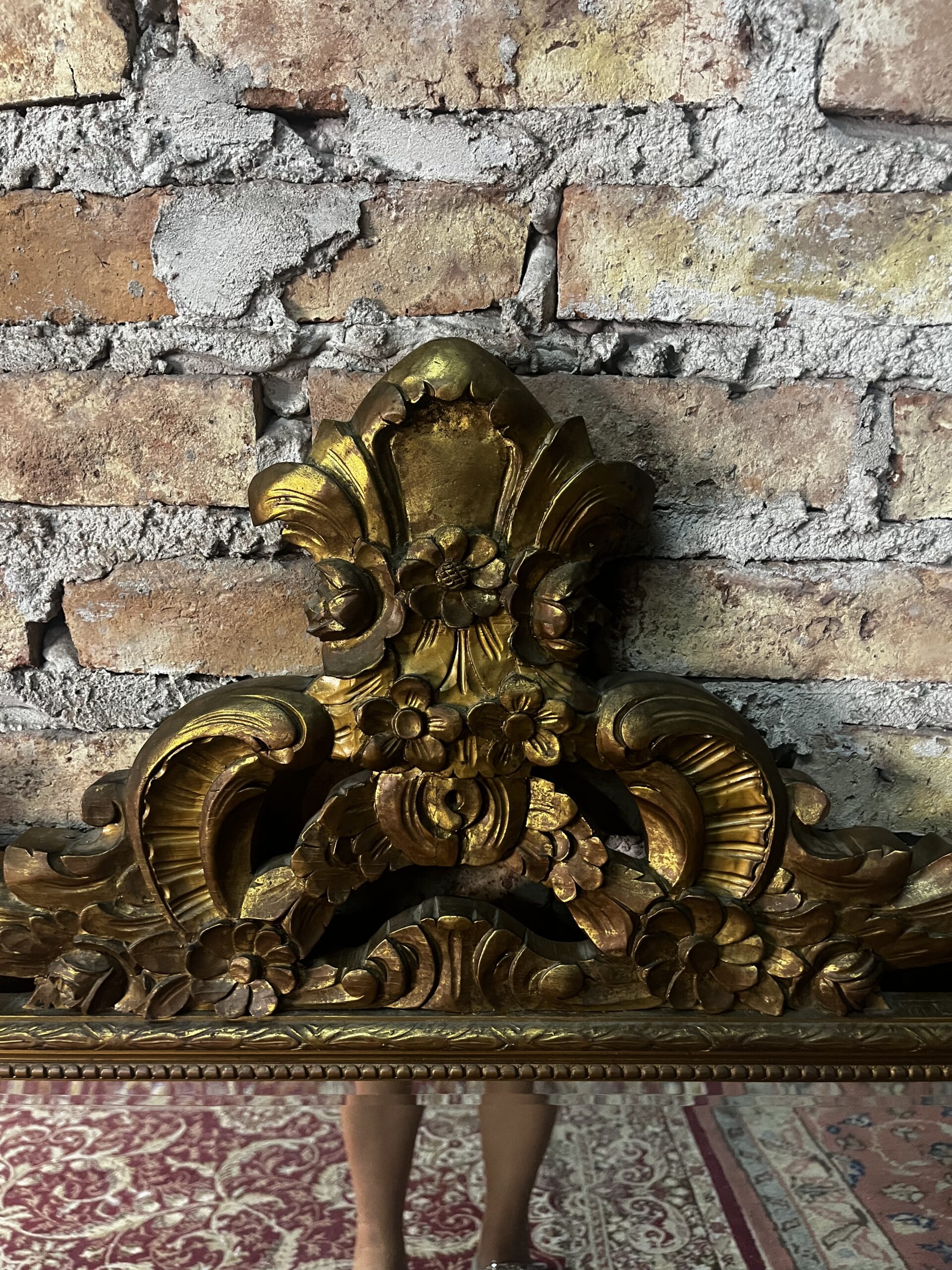 espejo francés Luis xv de comedor biselado antiguo en madera dorado a la hoja - Imagen 2