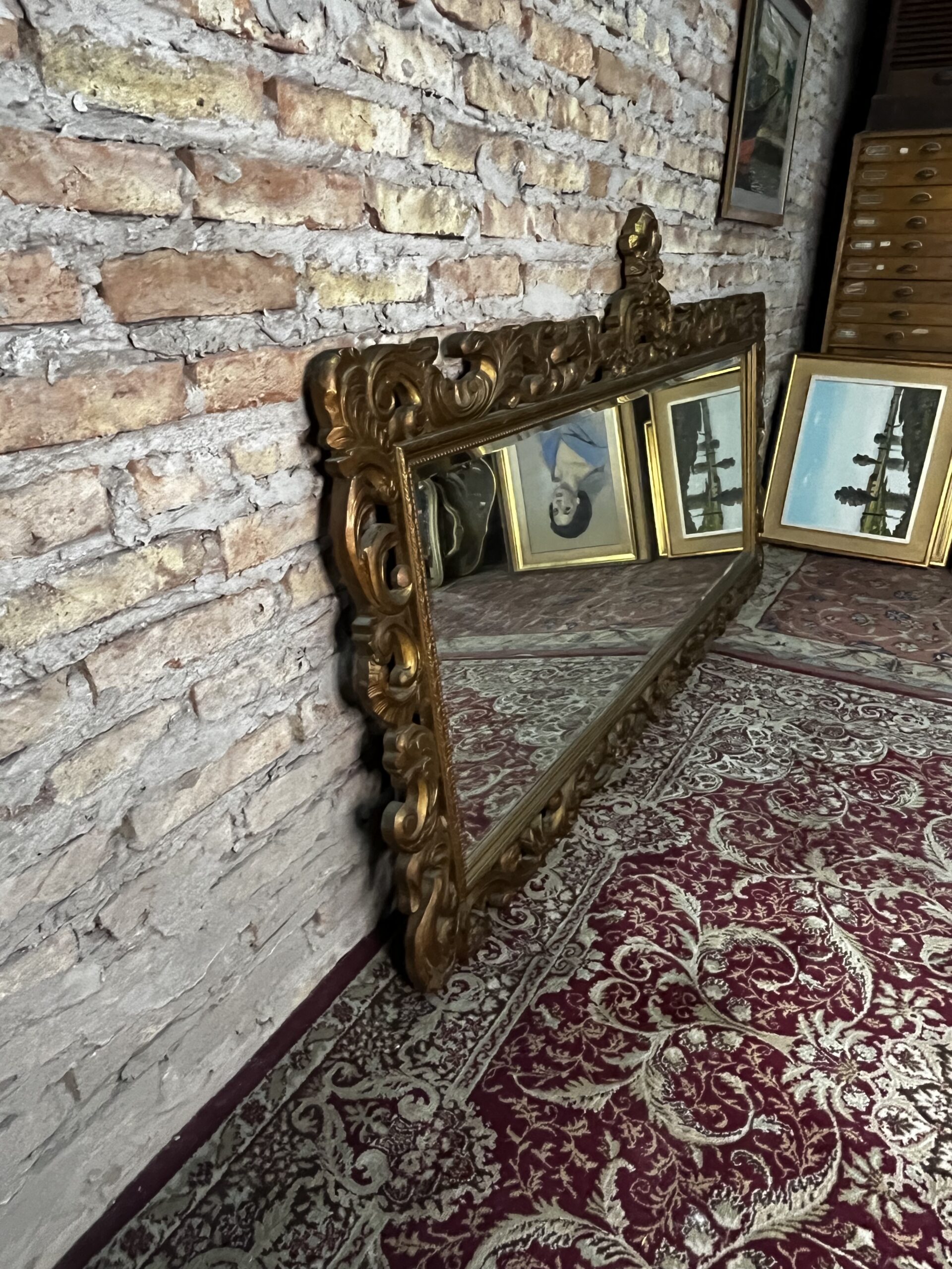 espejo francés Luis xv de comedor biselado antiguo en madera dorado a la hoja - Imagen 4
